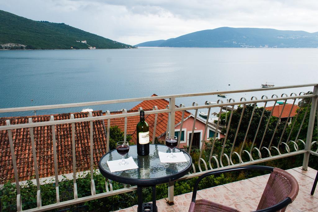 Villa Angelina Herceg Novi Eksteriør bilde